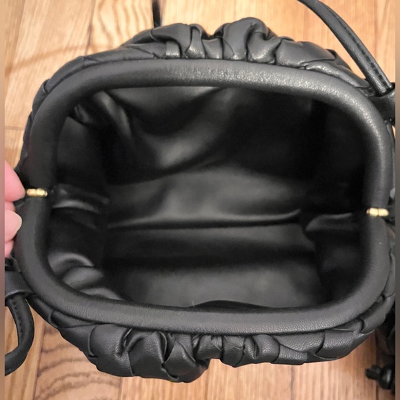 Black Woven Convertible Shoulder Bag / Clutch Non-Leather - Picture 5 of 5